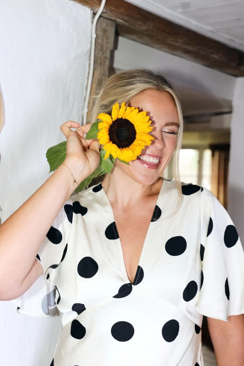 Molly&My x Caroline Dan - Charming Dress - Ivory W. Black Dots