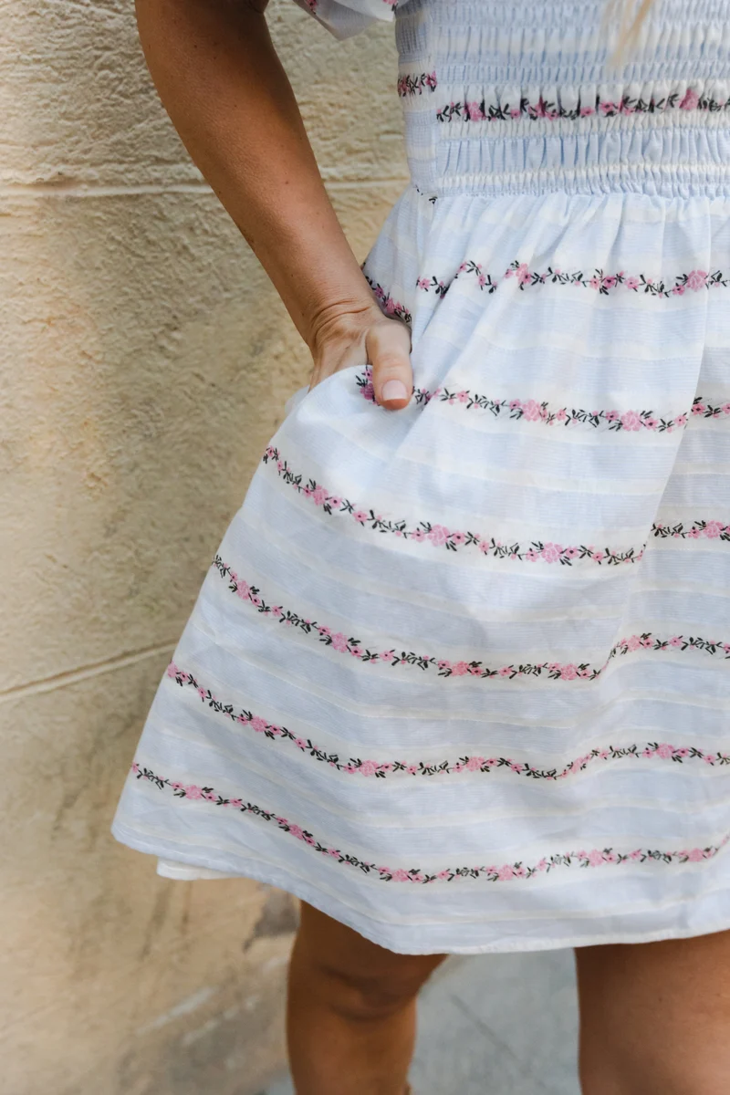 Molly&My x Julie Elsebeth - Rigmor Dress - Blue Stripe W. Flowers