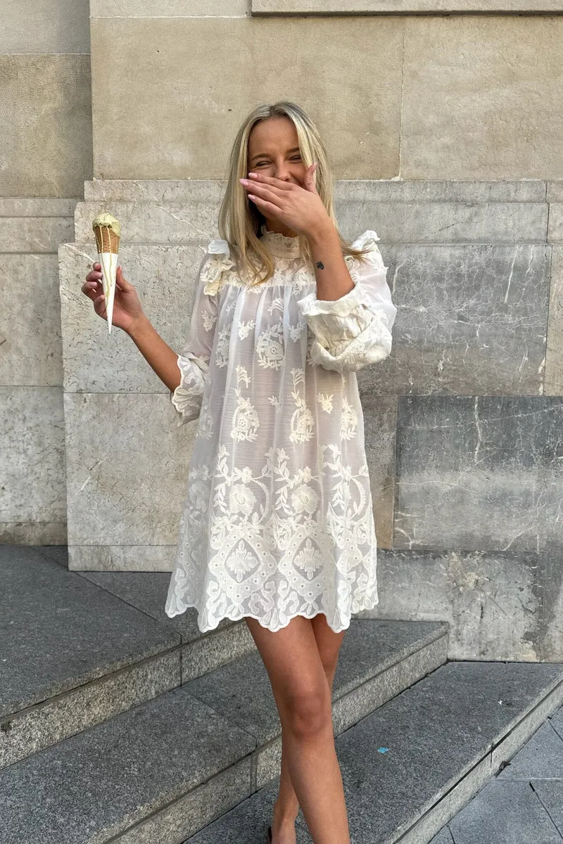 BYIC - Ellinoric Lace Dress - vw Vintage White