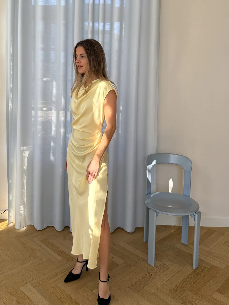 Modström - Tailormd Dress 58386 - 4024 - Double Cream