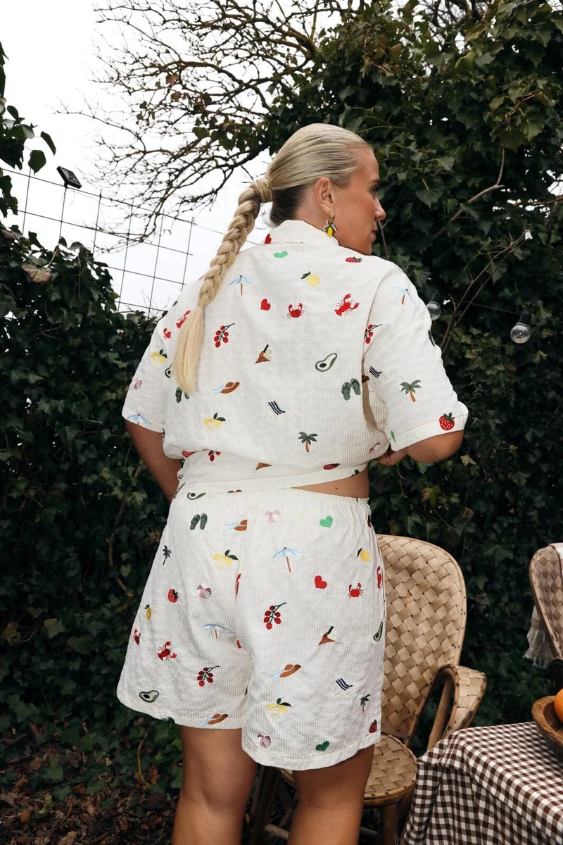 Molly&My x Caroline Dan - Caroline Shorts - Caroline Emb.