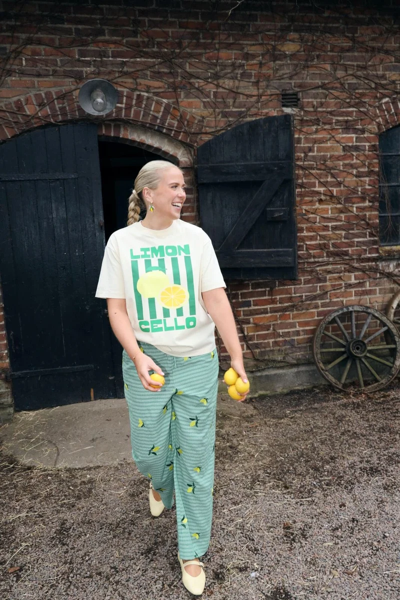 Molly&My x Caroline Dan - Cassie Tee - Ivory W. Limon