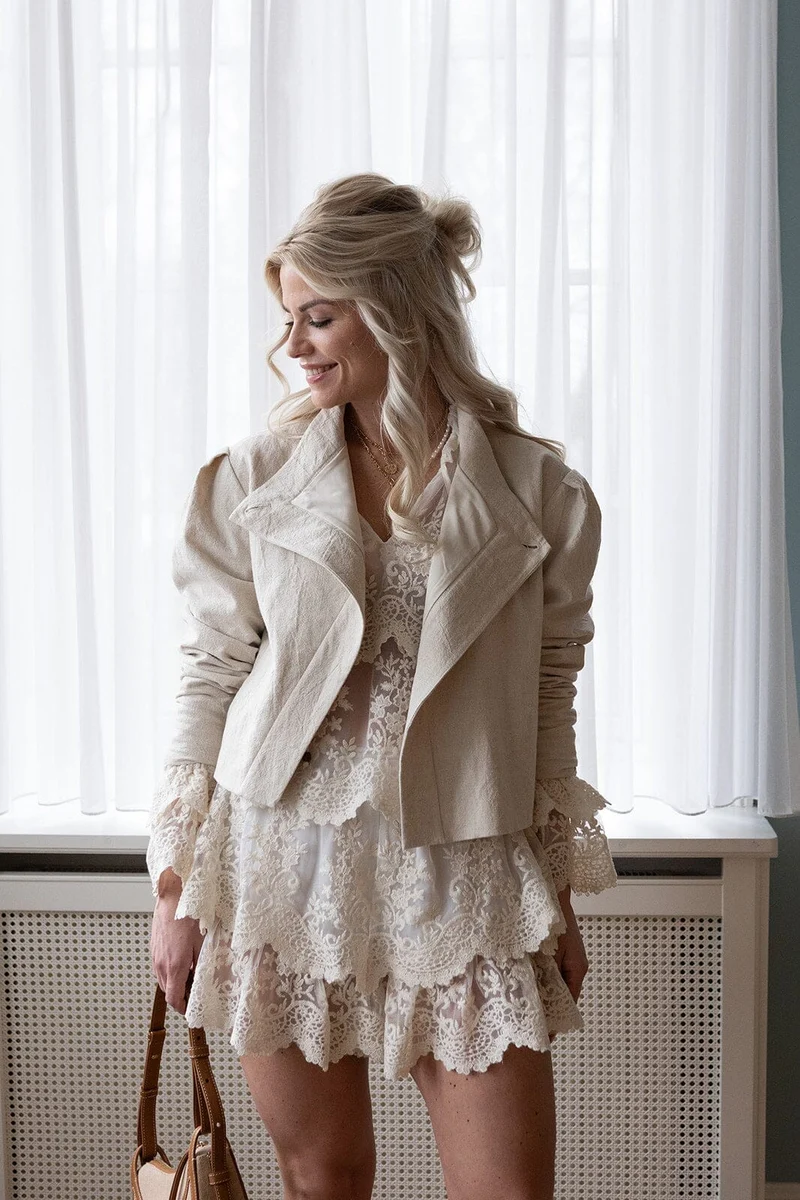 Molly&My x Melanie Due - Rikke V Lace Skorts 170072 - 122 - Creme