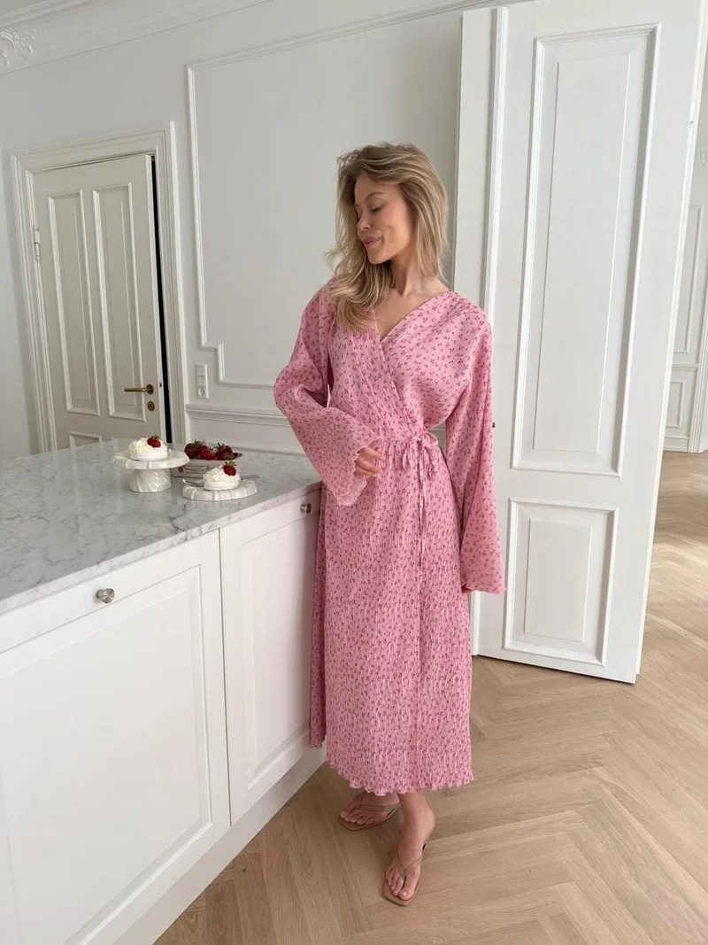 BYIC x Molly&My - Ofeliaic Long Wrap Dress A23640 - Pink Tiny Blossom