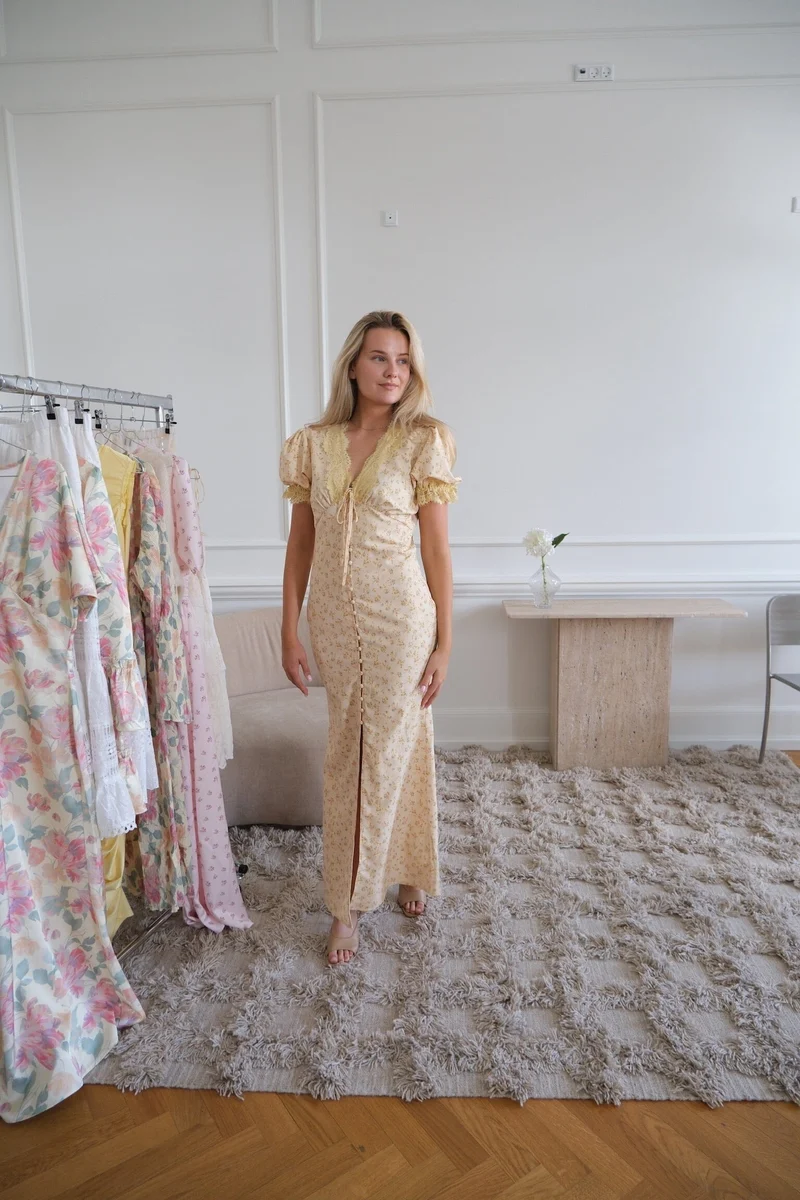 BYIC x Molly&My - Agneteic Long Dress A23810 - Yellow Flower Print