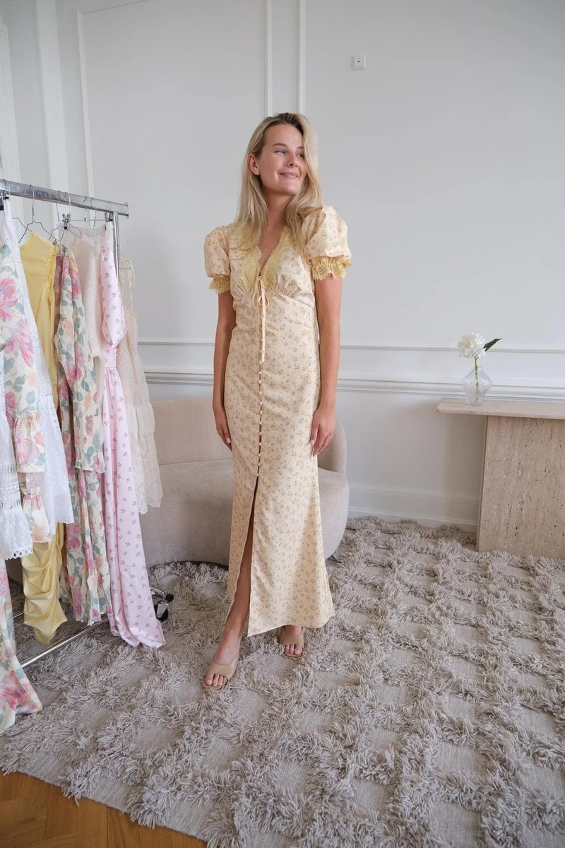BYIC x Molly&My - Agneteic Long Dress A23810 - Yellow Flower Print
