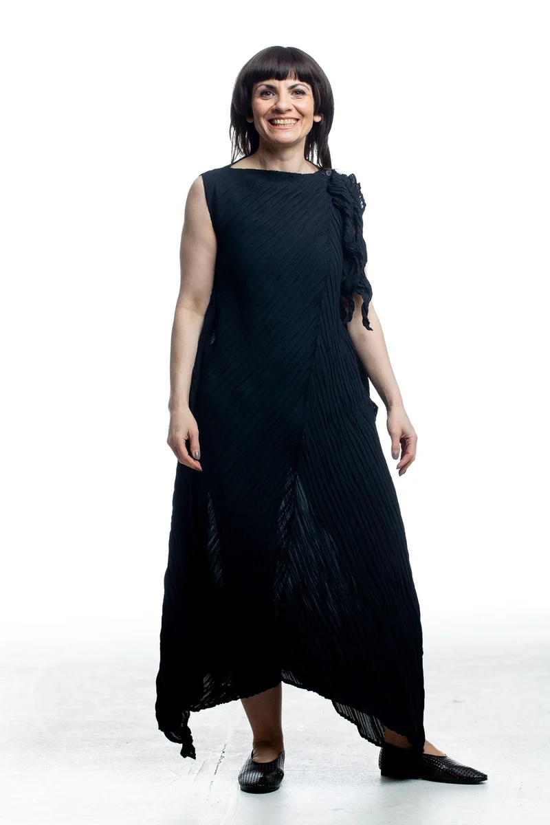 Issey Miyake Damen Plisse Kleid in Schwarz