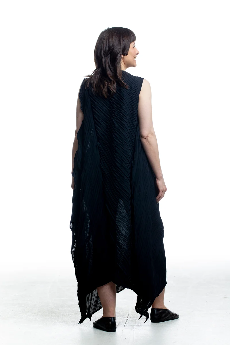 Issey Miyake Damen Plisse Kleid in Schwarz