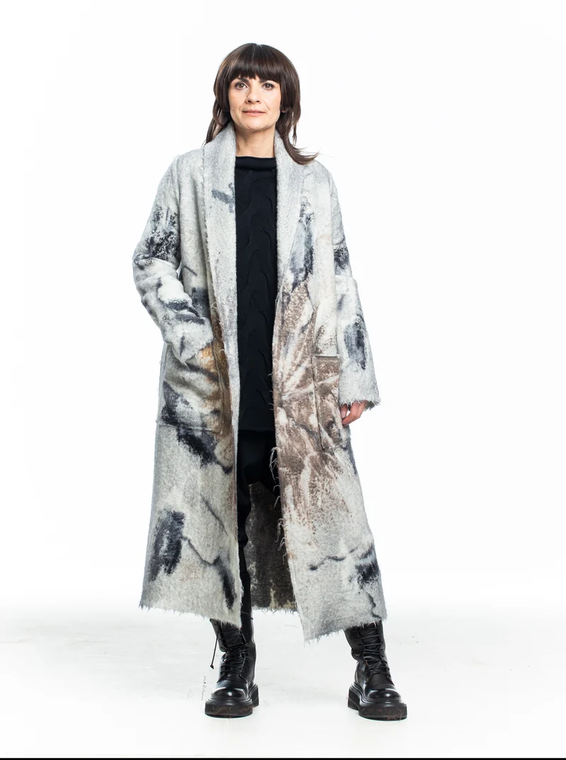 AVANT TOI Damen Mantel mit Print lang offwhite