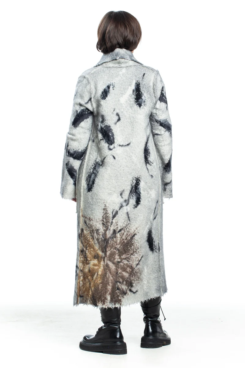 AVANT TOI Damen Mantel mit Print lang offwhite