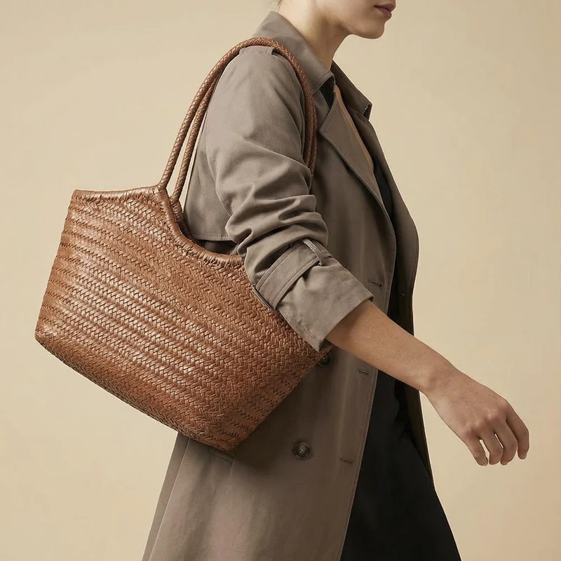 Wildrosa Leather Shoulder Bag - WILDROSA / 329 241 - Tan