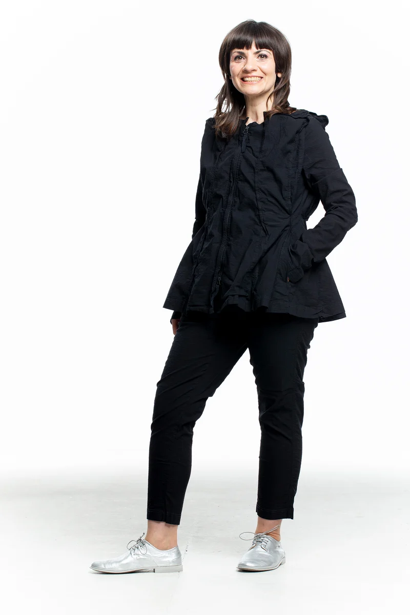 Rundholz DIP Damen Skulpturale Jacke in Schwarz