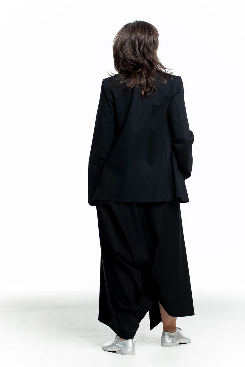 Issey Miyake Damen Blazer schwarz