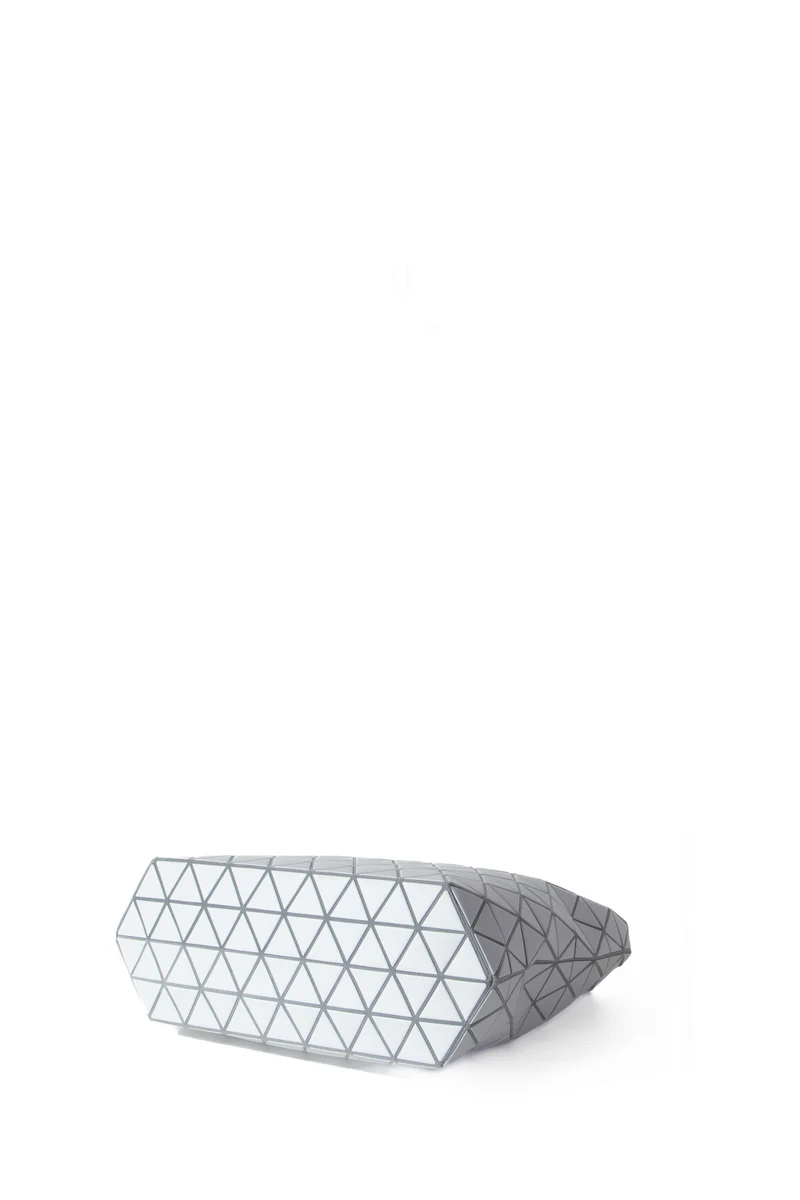 BAO BAO Issey Miyake Tasche CRYSTAL MATTE hellgrau matt