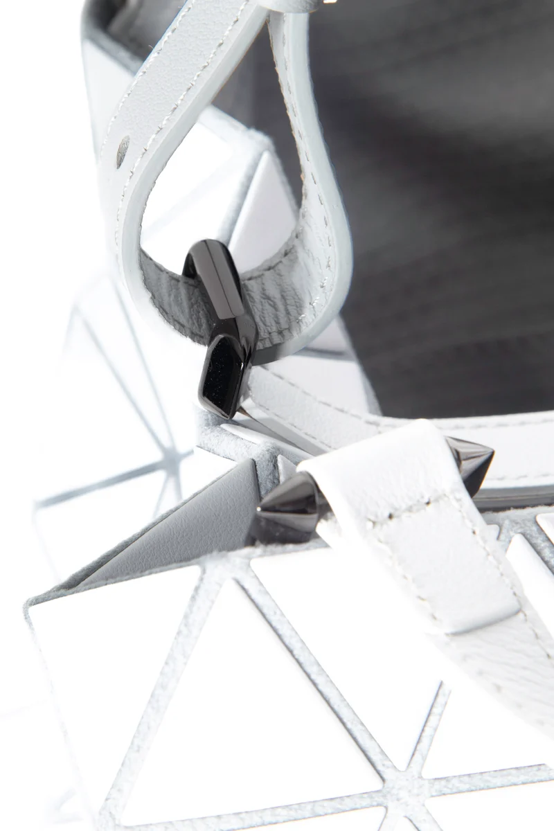 BAO BAO Issey Miyake Tasche CRYSTAL MATTE hellgrau matt