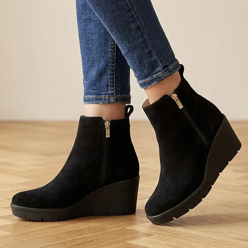 Memento Leather Wedge Heel Ankle Boots - MEMENTO / 329 837 - Black Suede