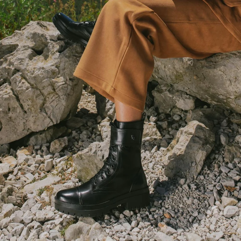 Olga-07 Leather Biker Boots - SINO34500 / 320 491 - Black