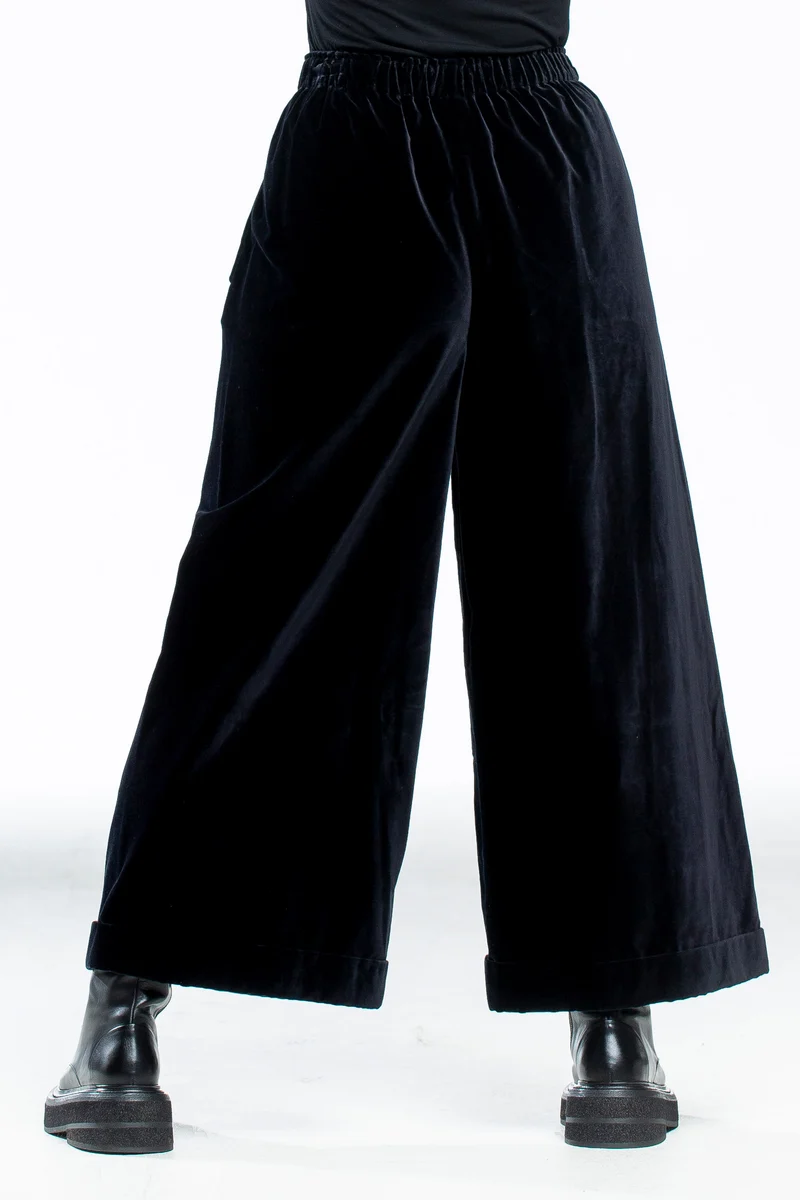 Daniela Gregis Damen Samthose Culotte schwarz
