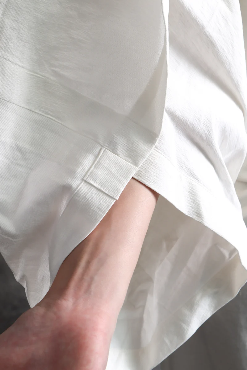 Issey Miyake Avantgarde Jacke beige