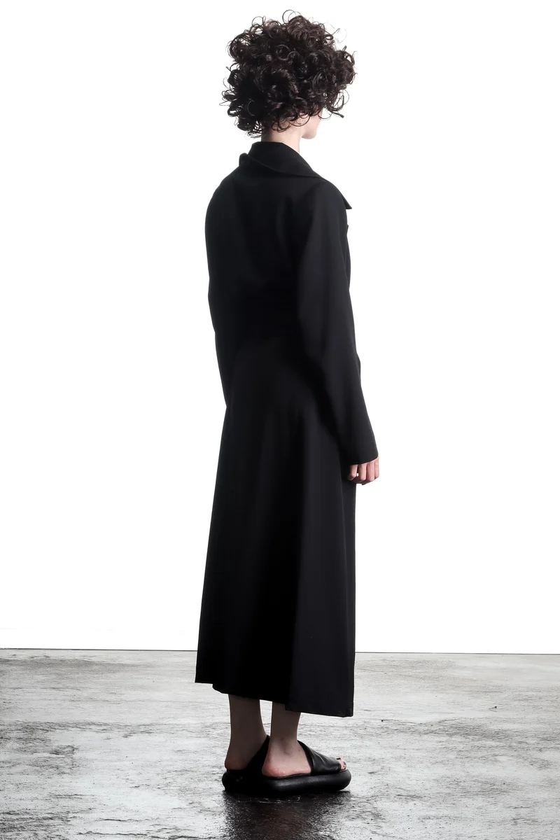 Yohji Yamamoto Damen Mantel mit Gürtel schwarz
