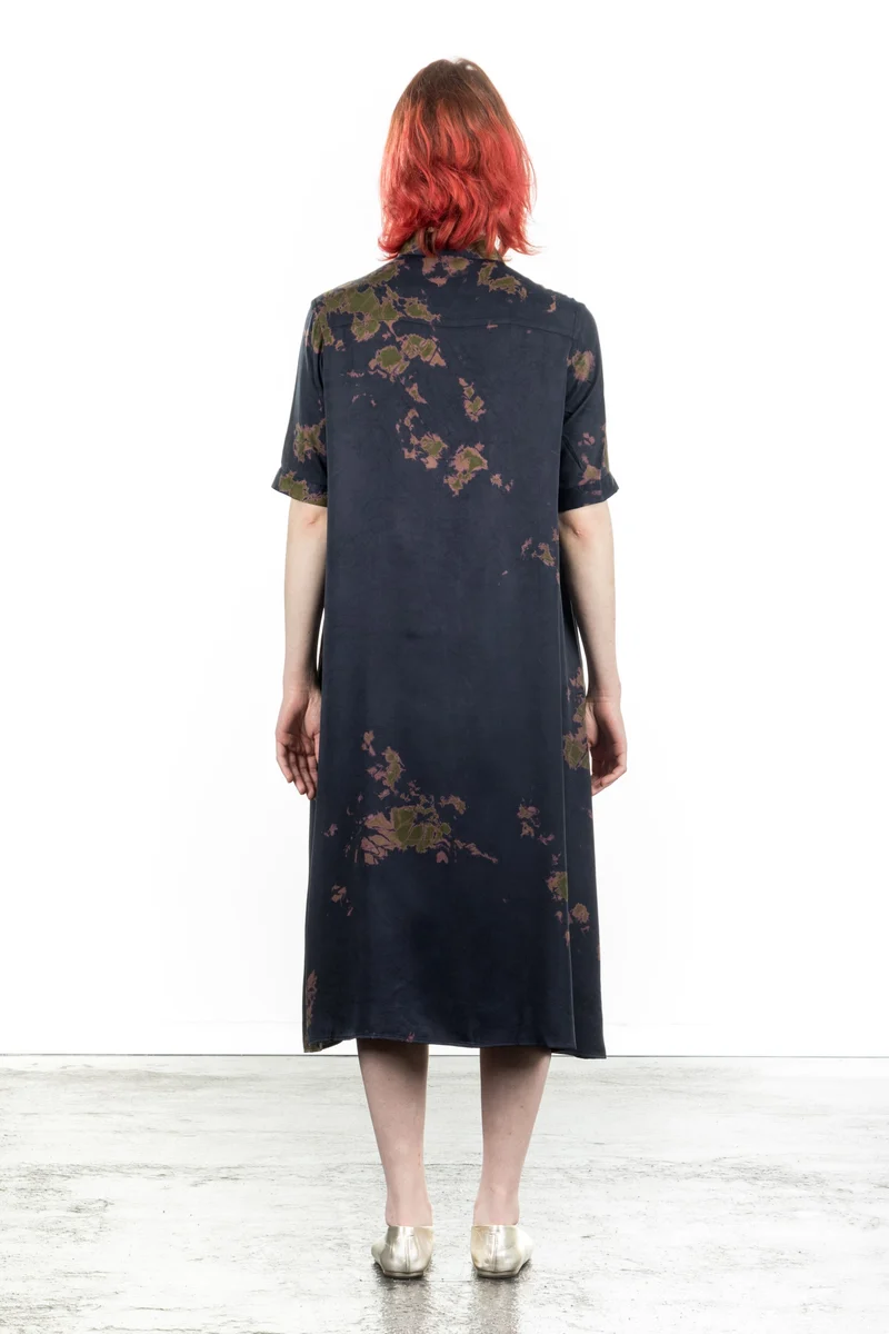 Suzusan Damen Midi Kleid Halbarm dunkelblau Shibori olive