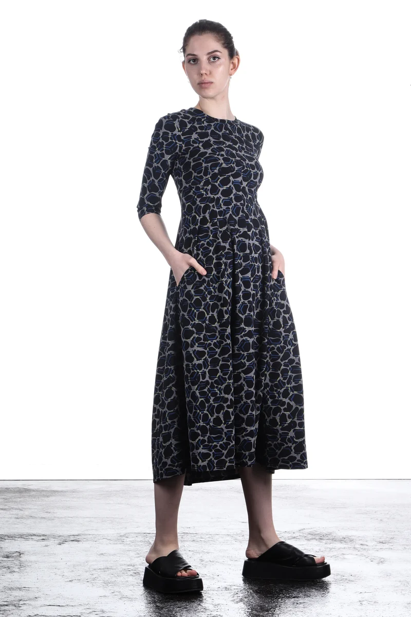 Schella Kann 2 Damen Stretch Kleid mit organic Print grau schwarz