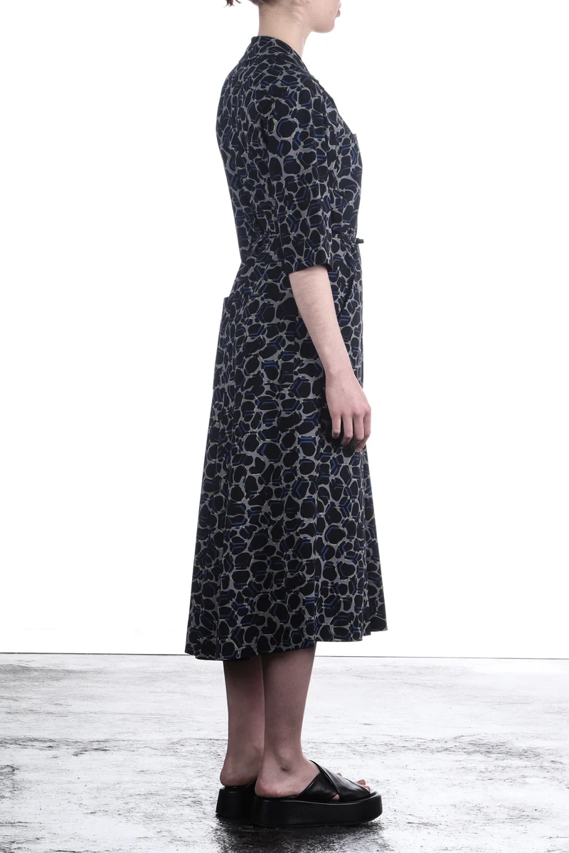 Schella Kann 2 Damen Stretch Kleid mit organic Print grau schwarz