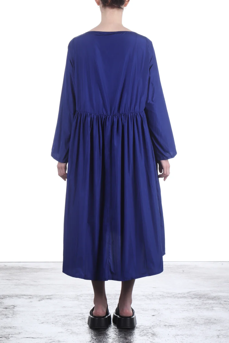Katharina Hovman Damen Taft Kleid Oversized in Midi Länge royalblau