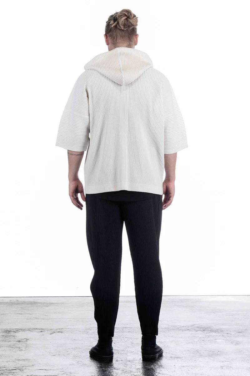Homme Plissé Issey Miyake Herren Oversize Kapuzenshirt Off White