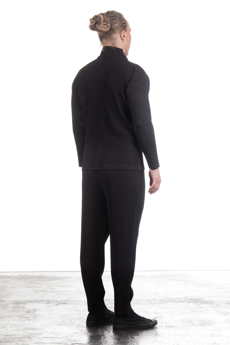 Homme Plissé Issey Miyake Herren Blouson mit Reißverschluss schwarz