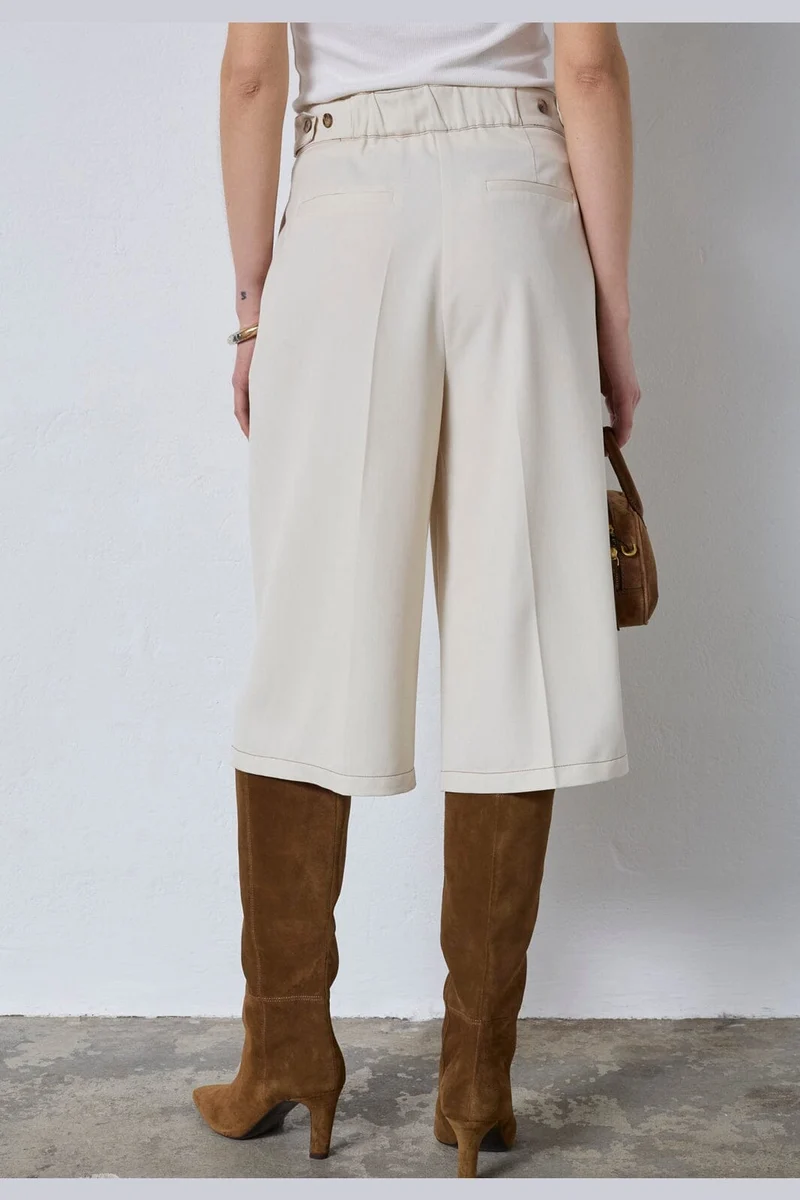 Co´Couture - Terrycc Pleat Bermuda 41205 - 320 - Bisquit