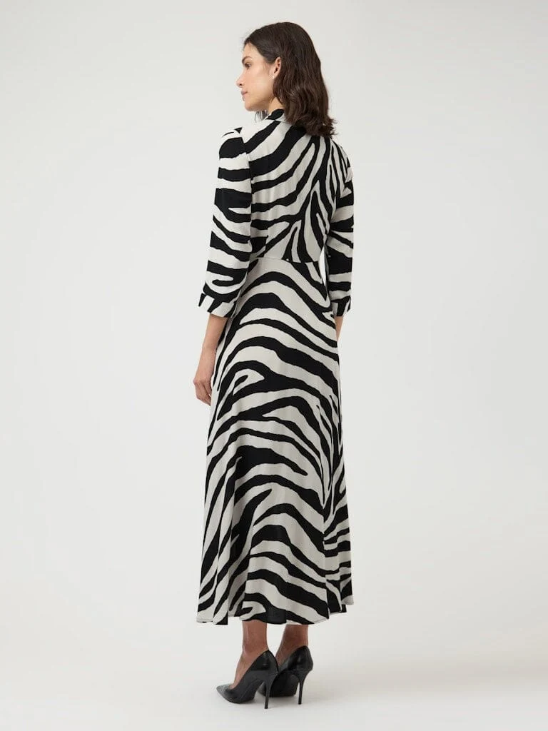 YAS - Yassavanna Long Shirt Dress - 4844009 Birch Zebra Print