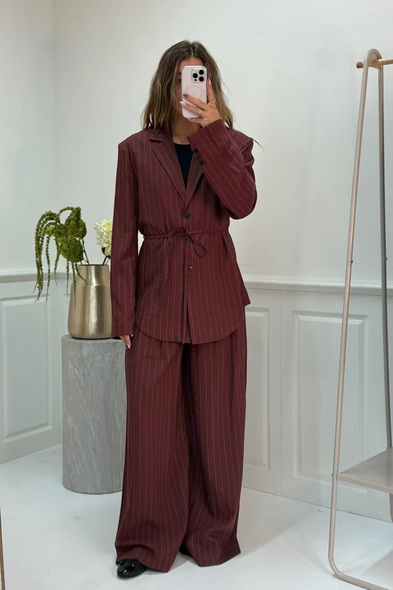 Dear Molly - Norah pants 165003b - wine