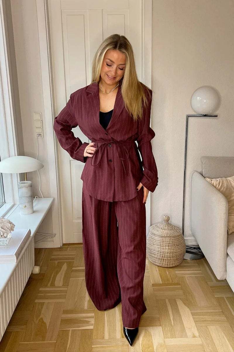 Dear Molly - Norah pants 165003b - wine