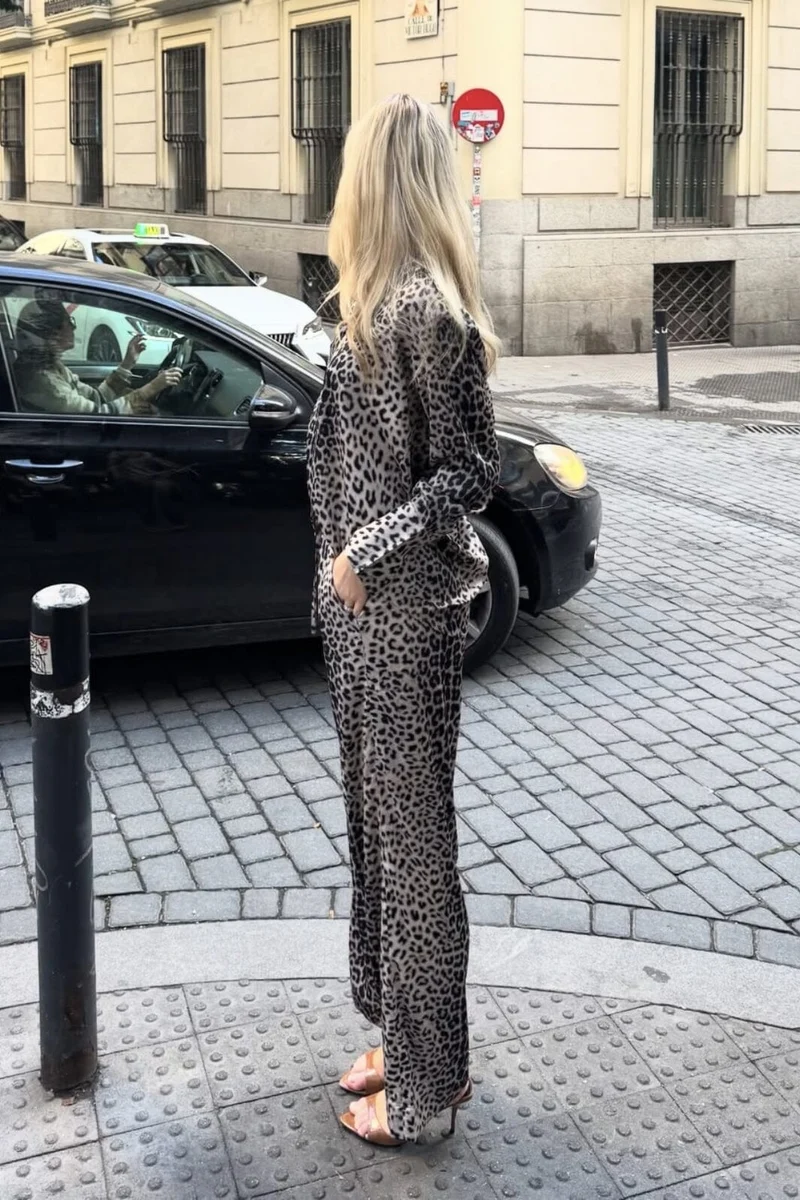 Karmamia - Joseph Shirt 2124 - Nude Leopard