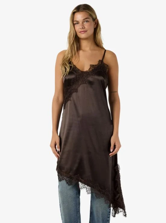 Noisy May - Nmsofie S/L Satin Lace Dress - 5079335 Chocolate Brown