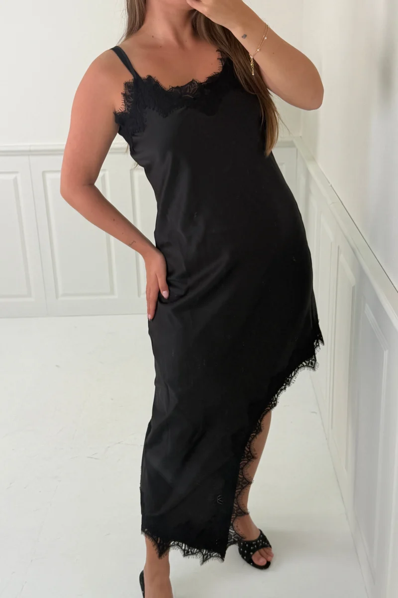 Dear Molly - Lace Long Dress - Black
