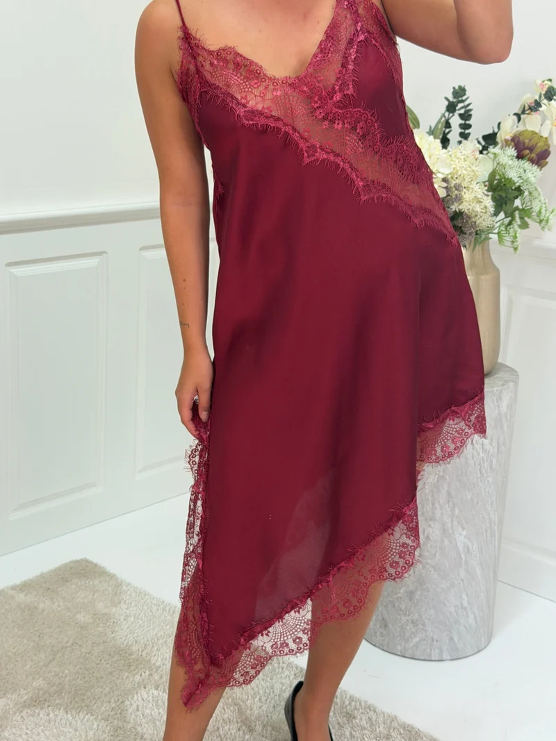 A-bee - Leni dress - Burgundy