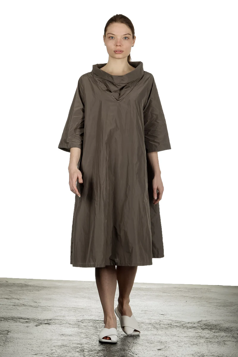 Katharina Hovman Damen Taft Kleid in A-Linie mit hohem Kragen mocca