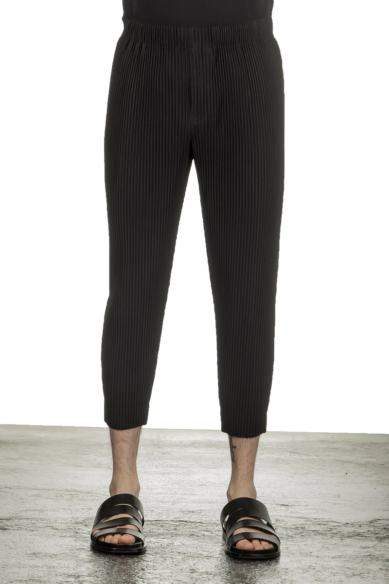Homme Plissé Issey Miyake Herren Hose schwarz