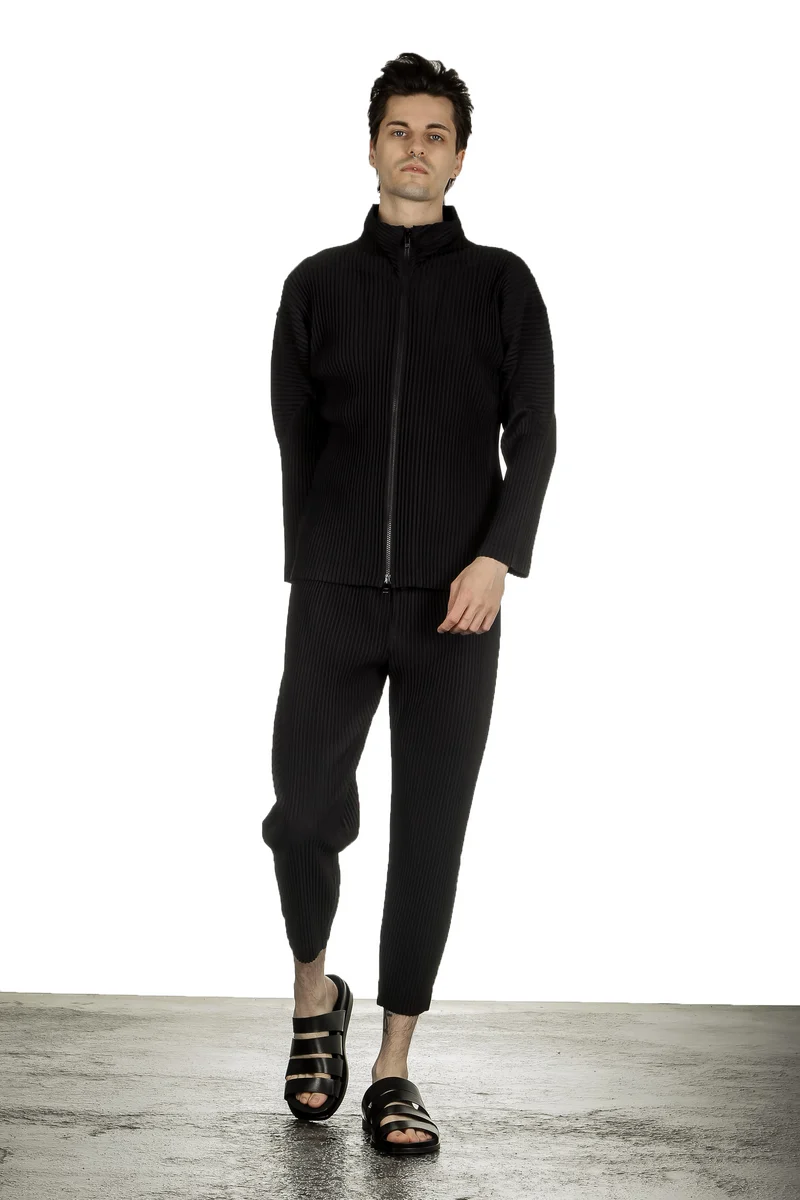 Homme Plissé Issey Miyake Herren Hose schwarz