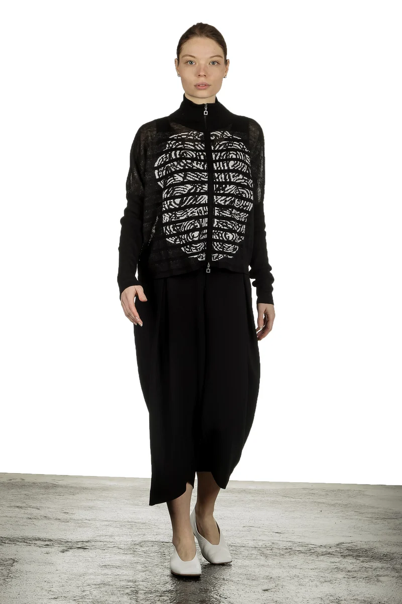 Sarah Pacini Damen Kurze Strickjacke mit Muster schwarz weiß