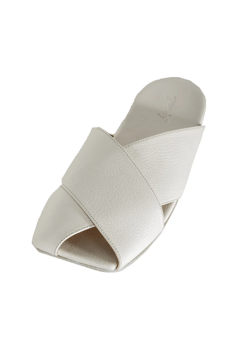 Marsèll Damen Leder Slipper mit Riemen weiß