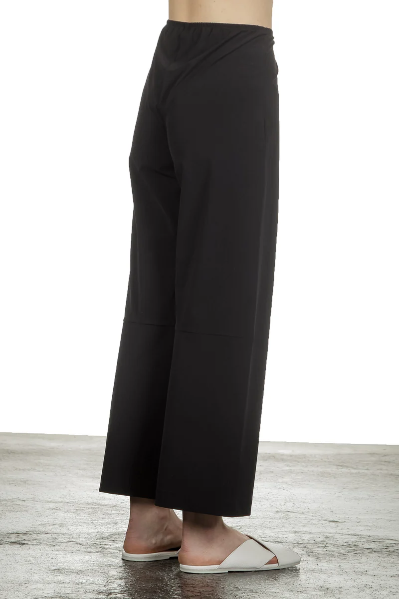 Katharina Hovman Damen Weite Hose mit hohem Bund schwarz