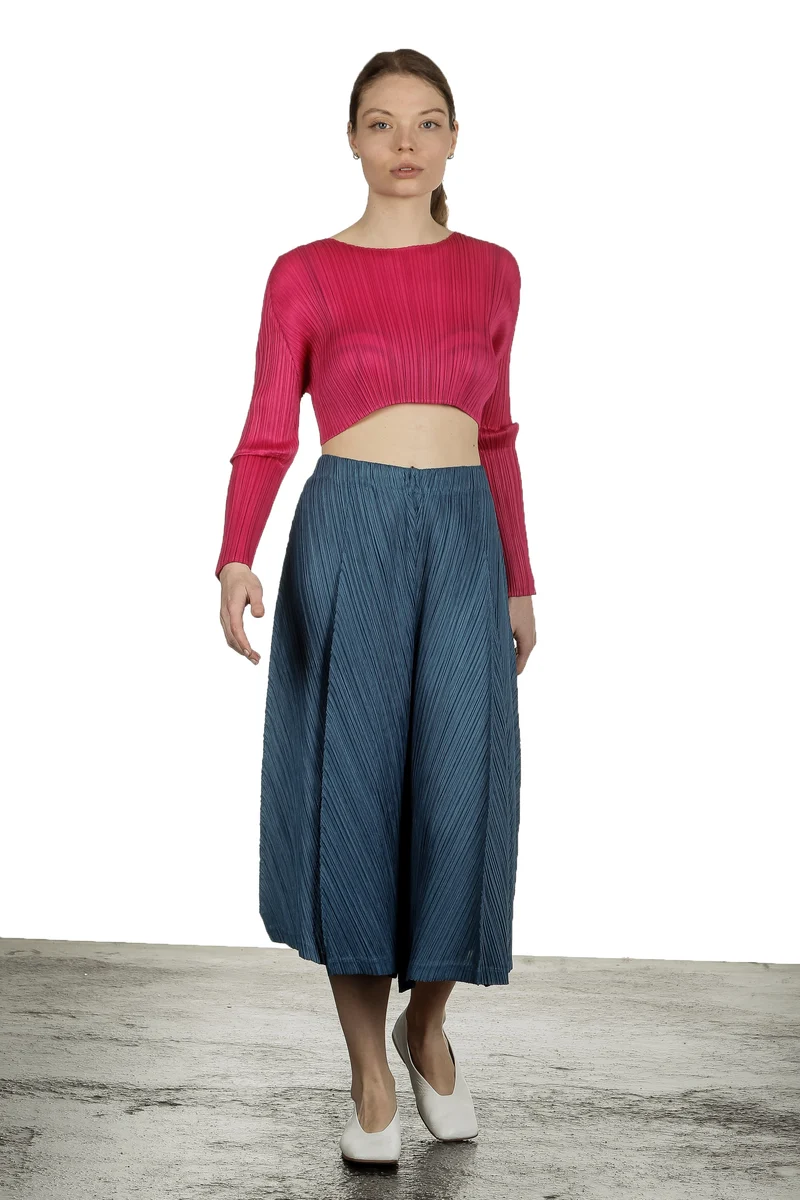 Pleats Please Issey Miyake Damen Plissee Cropped-Top pink