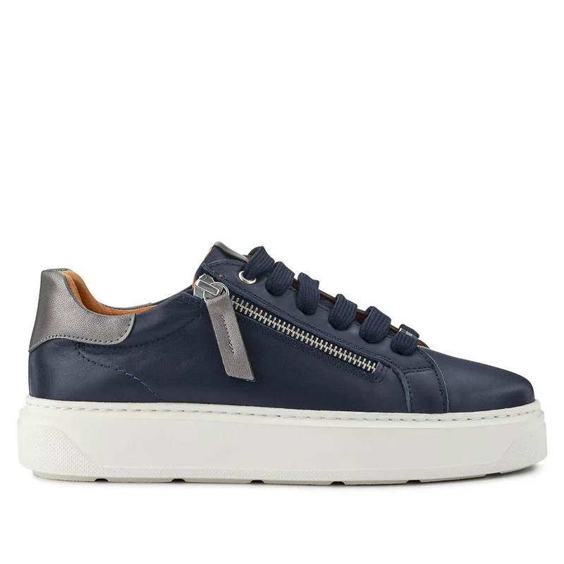Paulina Chunky Leather Trainers - PAULINA / 326 970 - Navy