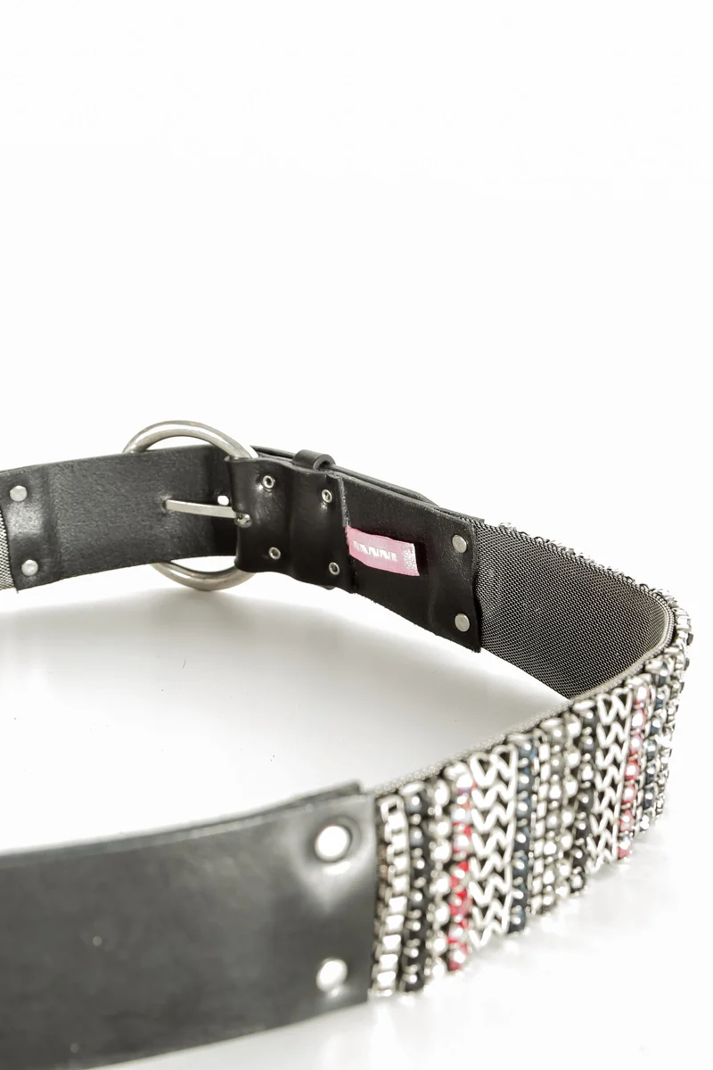 NANNI Gürtel im Metall und Ledermix in schwarz