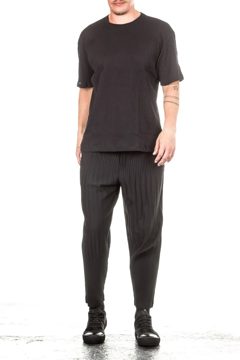 ISSEY MIYAKE Herren T-Shirt Crashed Look schwarz Gr. 4