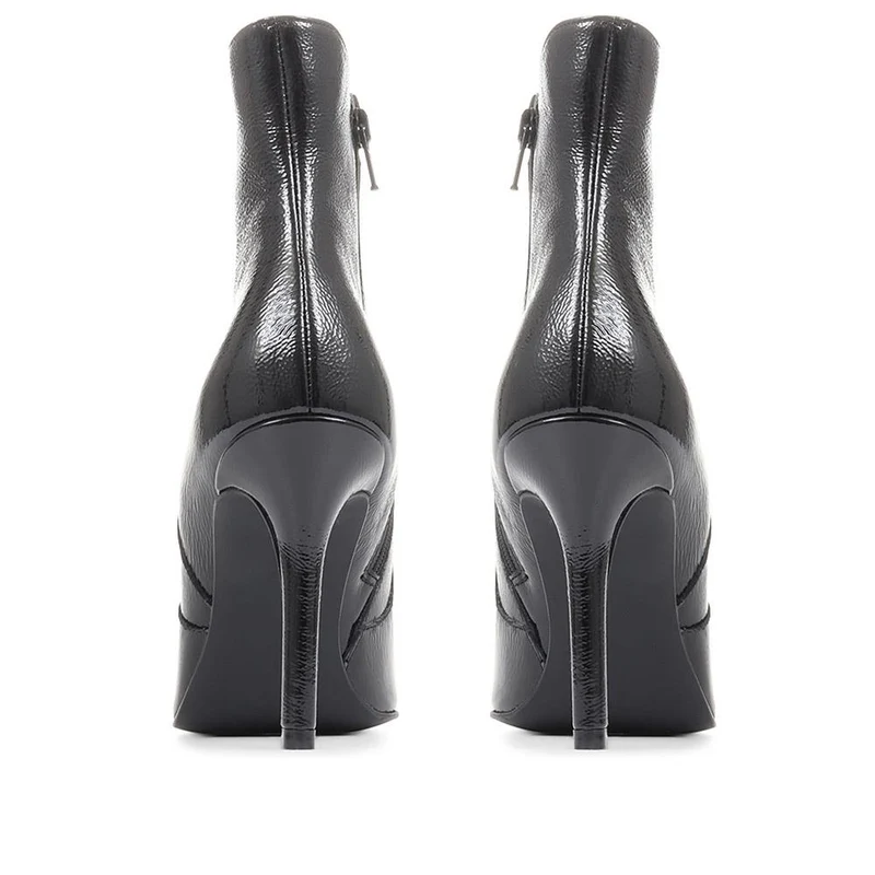 Cadence Heeled Leather Ankle Boots - CADENCE / 322 536 - Black Patent