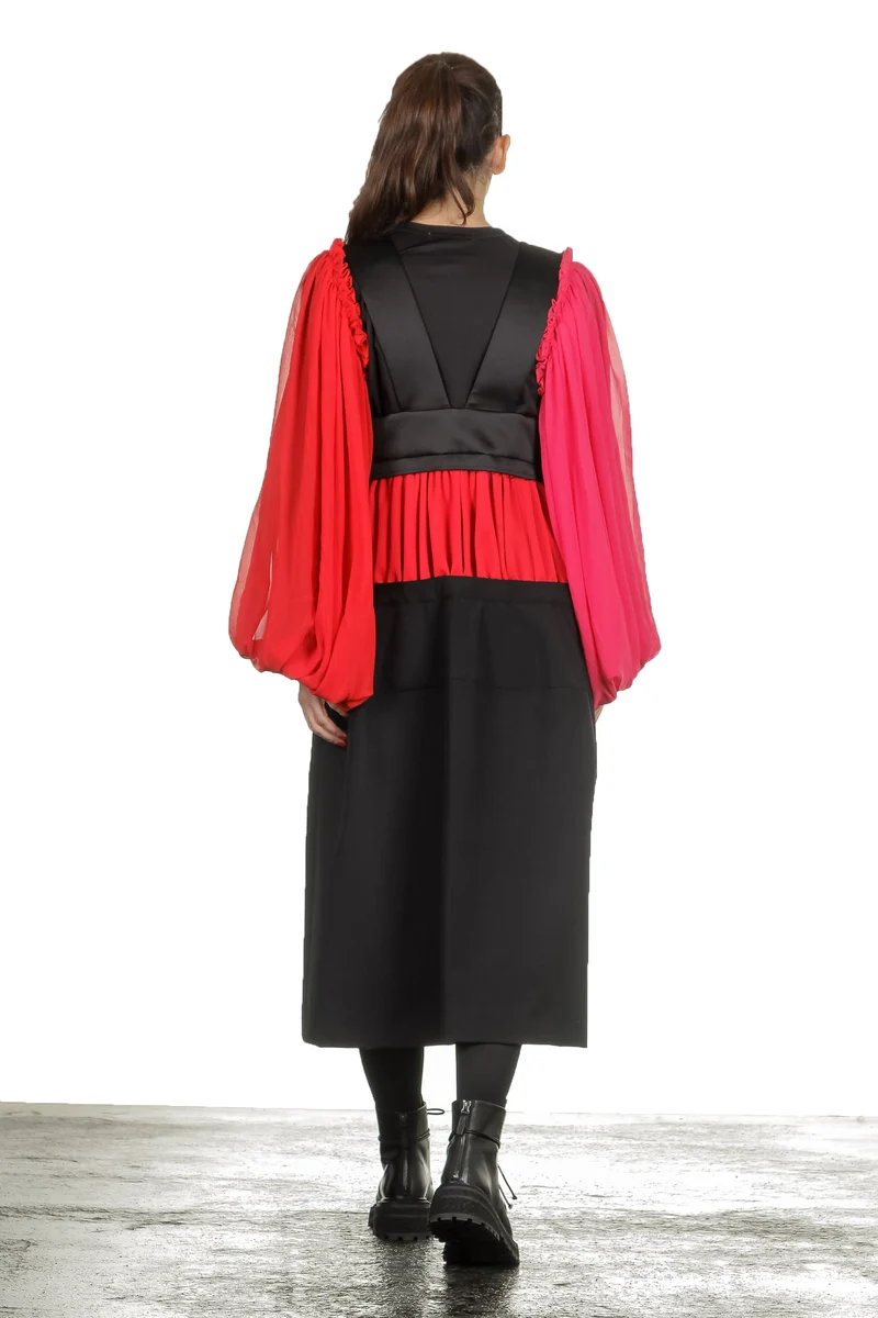 Comme Des Garçons Damen Trägerrock schwarz rot